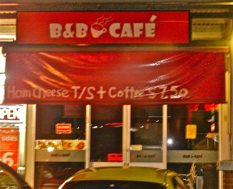 B&B Café - Kawana Tourism 0