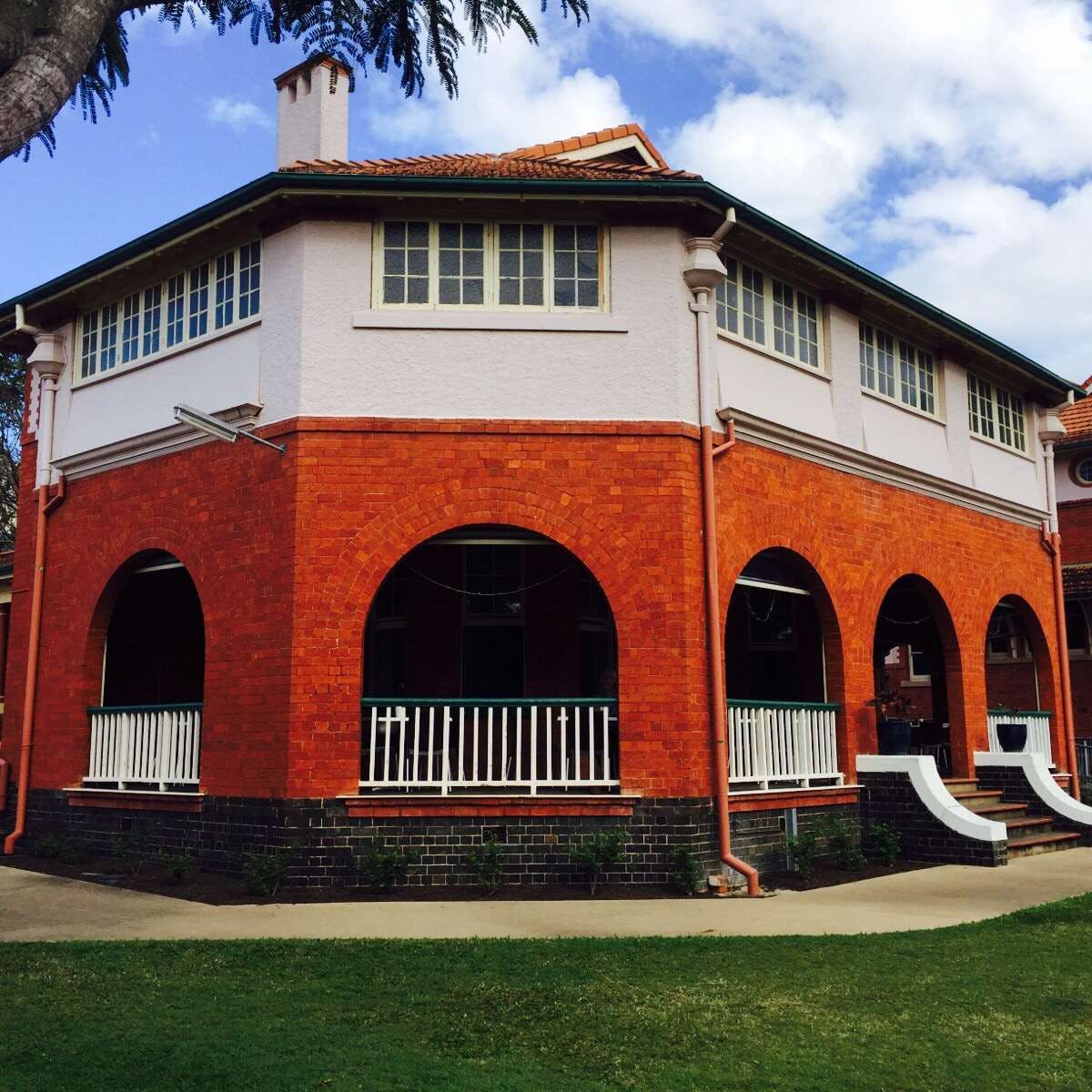 Yerra QLD Kawana Tourism