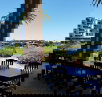 Signatures Restaurant and Bar - Kawana Tourism