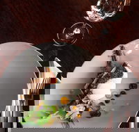 Bommie Restaurant - Kawana Tourism