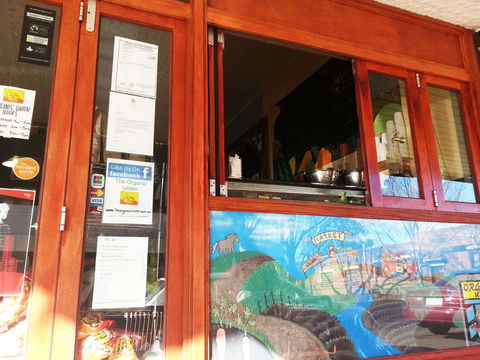 Colac Charcoal Chicken Grill - Kawana Tourism 0