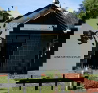 Drink Ottelia  Eat Fodder - Kawana Tourism