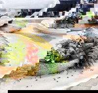 Westport  Lee Cafe - Kawana Tourism