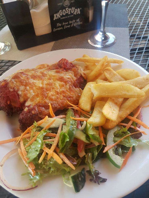 Lakeside Fish & Chips - Kawana Tourism 0