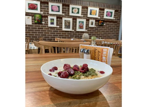 Reader's Café And Larder - Kawana Tourism 2