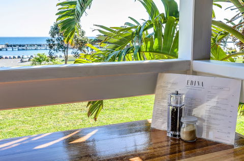 Edina Waterfront Cafe - Kawana Tourism 1