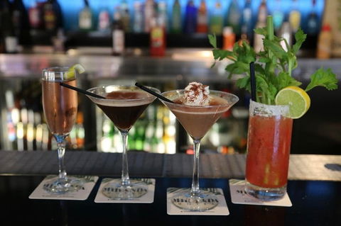 Carmens Nightclub - Kawana Tourism 0