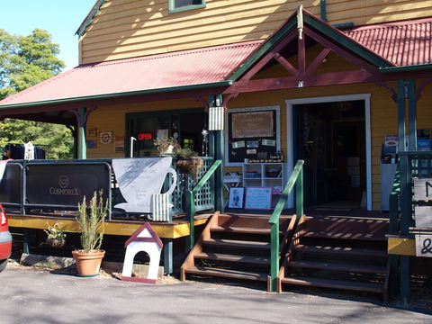 Leanne's Cafe - Kawana Tourism 0