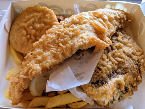 Sea Blue Fish & Grill - Kawana Tourism 0