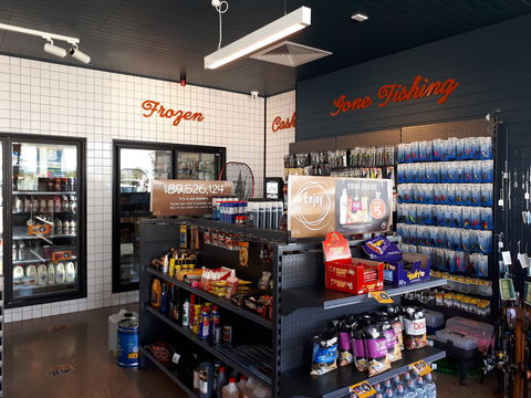 South West Fuel And Cafe - Kawana Tourism 2