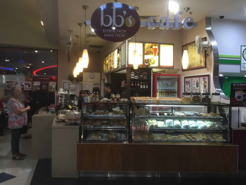 BB's Café - Stafford - Kawana Tourism 0
