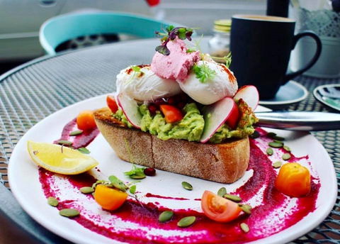 Crumb Cafe - Kawana Tourism 0