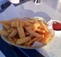 Fish King Cafe - Kawana Tourism