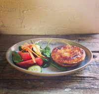 Pigeonhole Cafe - Kawana Tourism