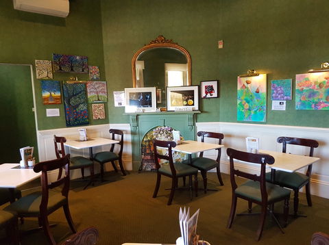 The Hunter Artisan Gallery And Cafe - Kawana Tourism 0