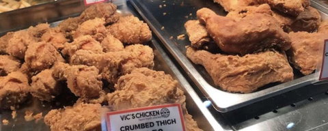 Vic’s Chicken - Kawana Tourism 0