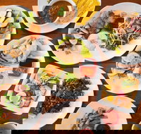 Izz Cafe - Kawana Tourism