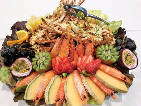 Endeavor Motel Restaurant - Kawana Tourism 1