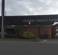 Christies Beach Hotel - Kawana Tourism