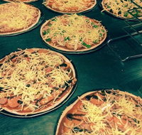 The Cave Woodfired Pizza Bar - Kawana Tourism