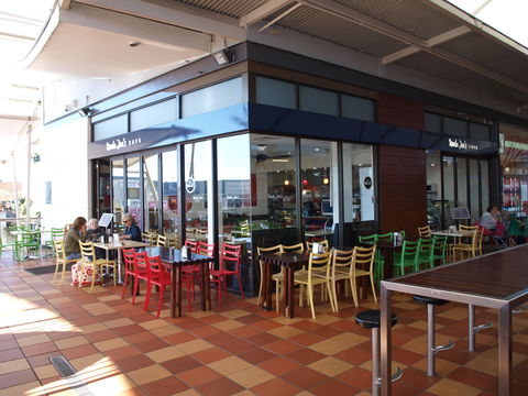 Uncle Joe's Cafe - Kawana Tourism 0