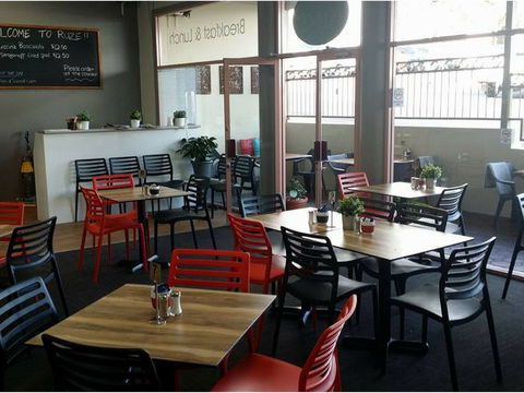Cafe Ruze - Kawana Tourism 0