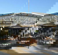La Piazza - Kawana Tourism