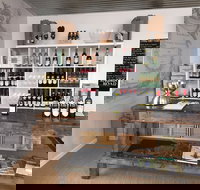 Springs Road Kangaroo Island - Kawana Tourism