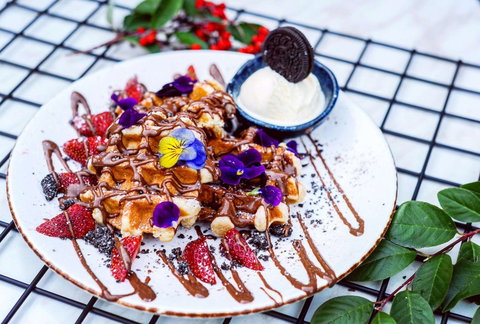 Shine Cafe - Kawana Tourism 0