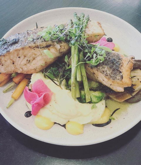 AJ's Cafe - Kawana Tourism 0