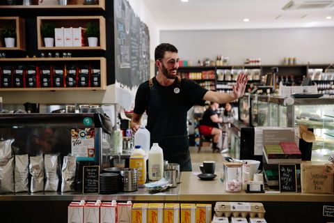 Vaughans Café & Deli - Kawana Tourism 1