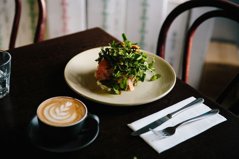 Vaughans Café & Deli - Kawana Tourism 2
