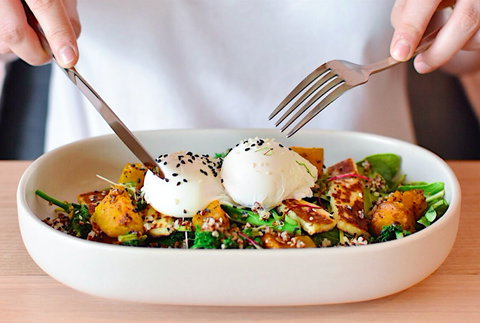 Miss Jones - Kawana Tourism 0