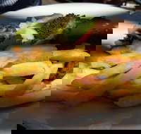 St Andrews Hotel - Kawana Tourism