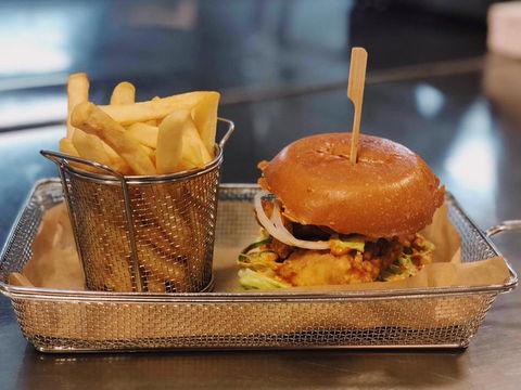 24 Seven Cafe - Kawana Tourism 1