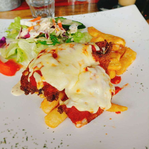 Boots Bar And Restaurant - Kawana Tourism 0