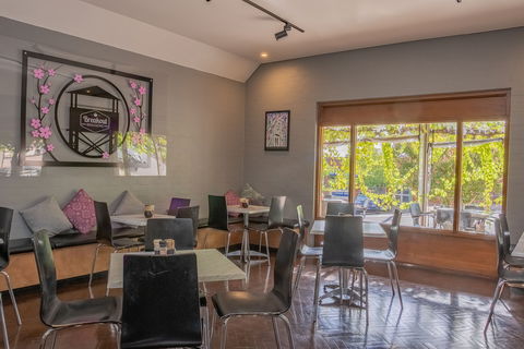 Breakout Brasserie Cafe - Kawana Tourism 2