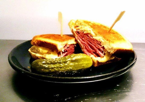 East Of Everything - Kawana Tourism 0