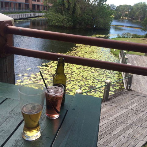 Robina Tavern - Kawana Tourism 0