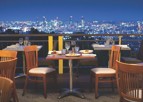 Summit Restaurant And Bar - Kawana Tourism 0