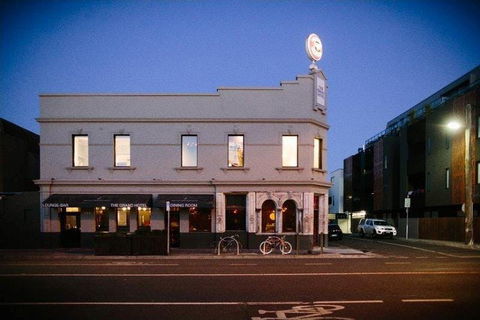 The Stags Head - Kawana Tourism 0