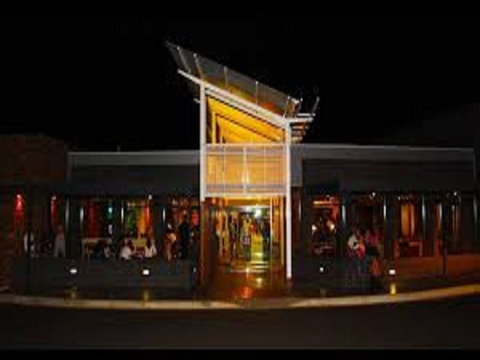 Westside Hotel - Kawana Tourism 1