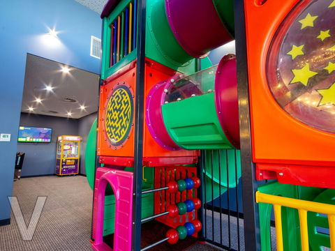 V Hotel - Kawana Tourism 2