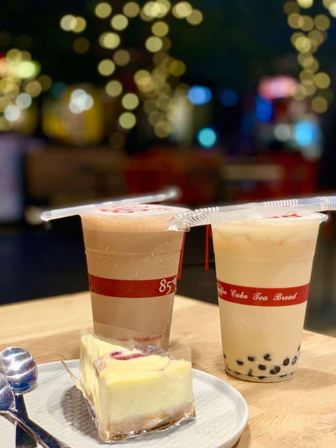 85 Degrees Bakery & Cafe - Waterloo - Kawana Tourism 0