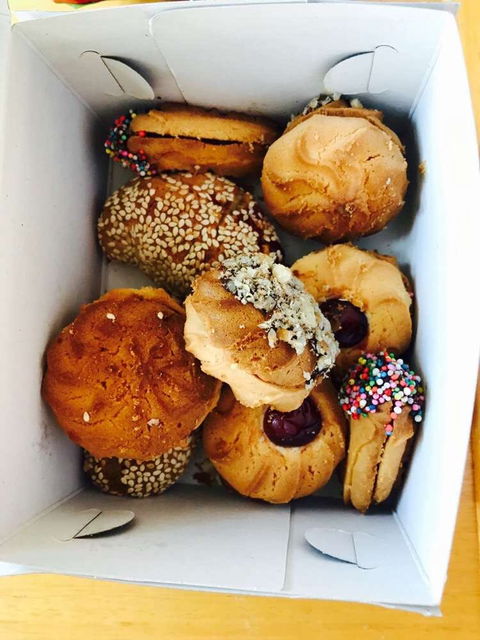 Achillion Cakes - Preston - Kawana Tourism 0