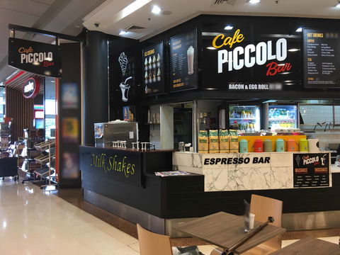 Cafe Piccolo - Kawana Tourism 0