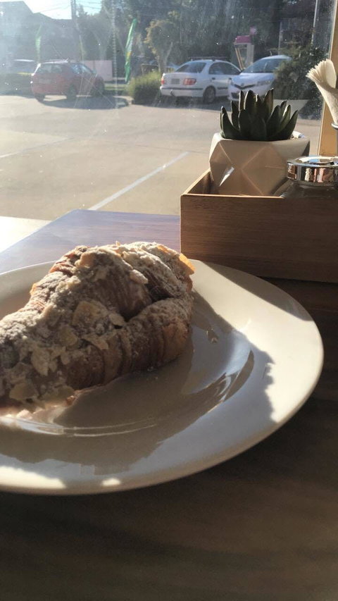 Panenies Cafe - Kawana Tourism 0