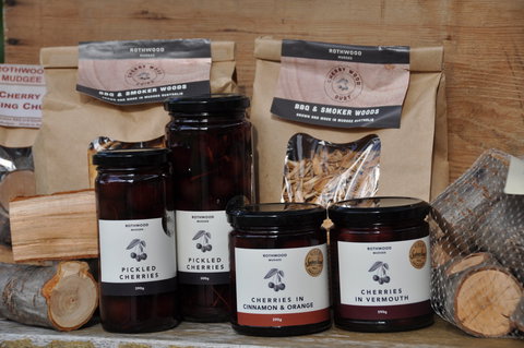 Roth Family Orchard - Kawana Tourism 0