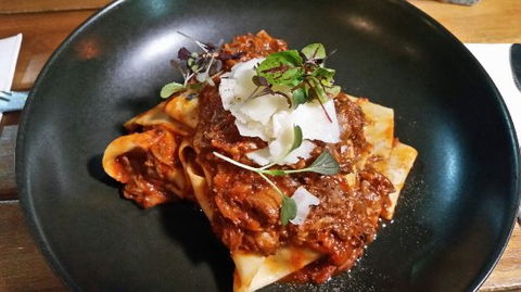 Pizza Vino - Kawana Tourism 0