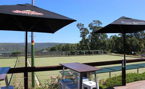 Windows On Wygonda At The Roleystone Club - Kawana Tourism 15